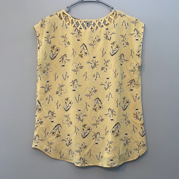 Maurices Blouse - Picture 2 of 3